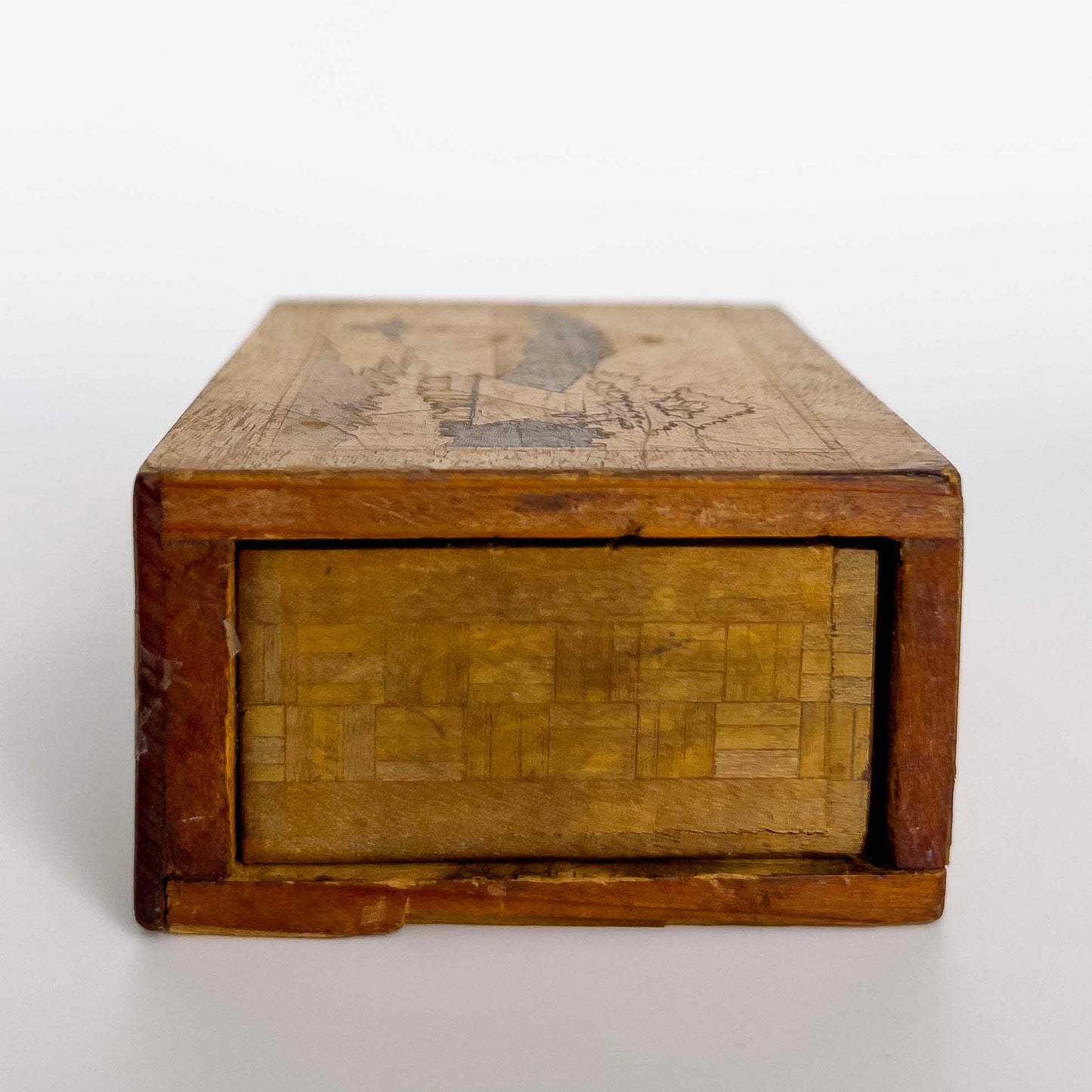 Objet D'Art | Antique Japanese Puzzle Box